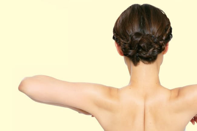 肩幅 狭くする 方法 女性向け 短期間 効果 方法